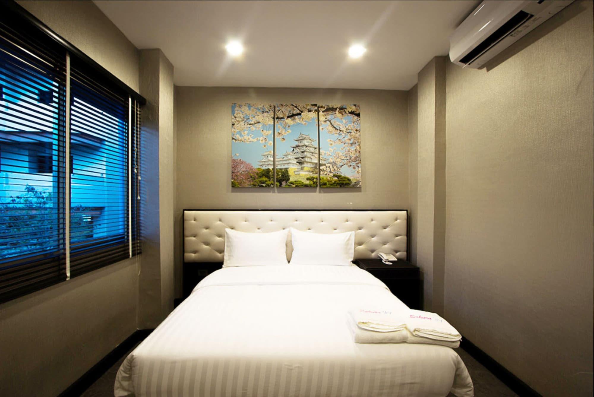Sakura Sky Residence Бангкок Экстерьер фото