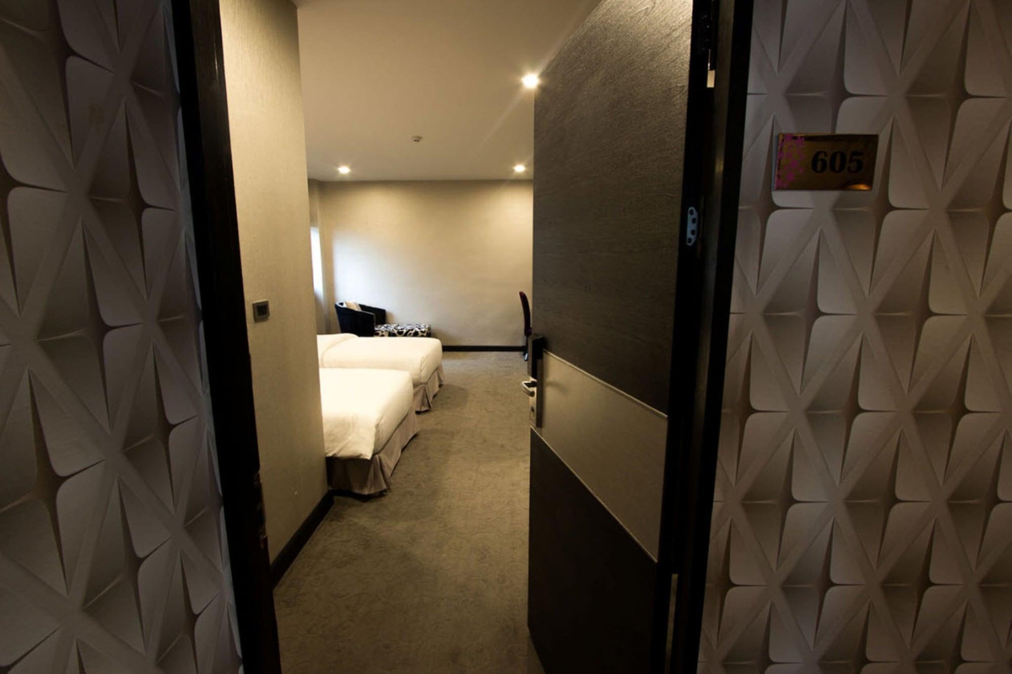 Sakura Sky Residence Бангкок Экстерьер фото