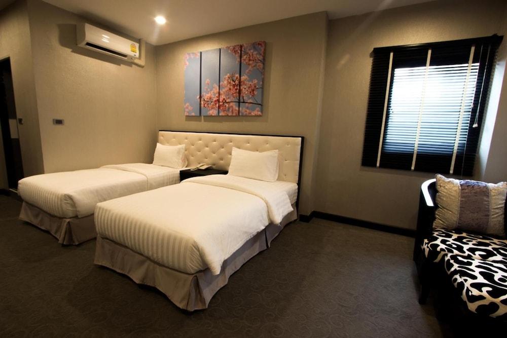 Sakura Sky Residence Бангкок Экстерьер фото