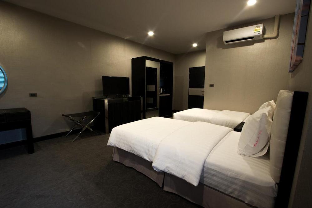 Sakura Sky Residence Бангкок Экстерьер фото