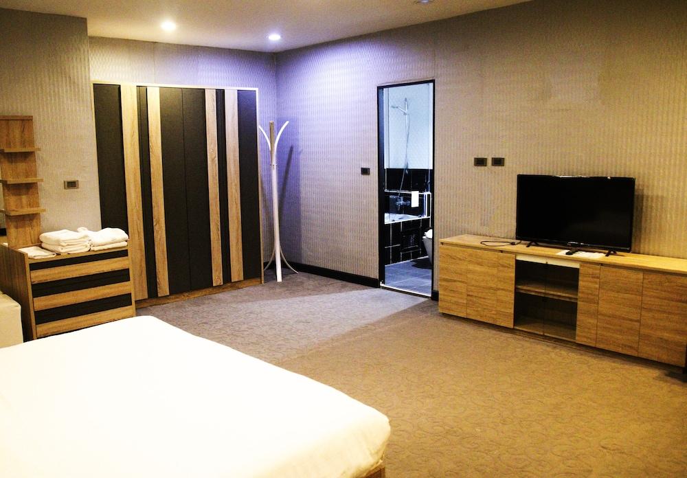 Sakura Sky Residence Бангкок Экстерьер фото